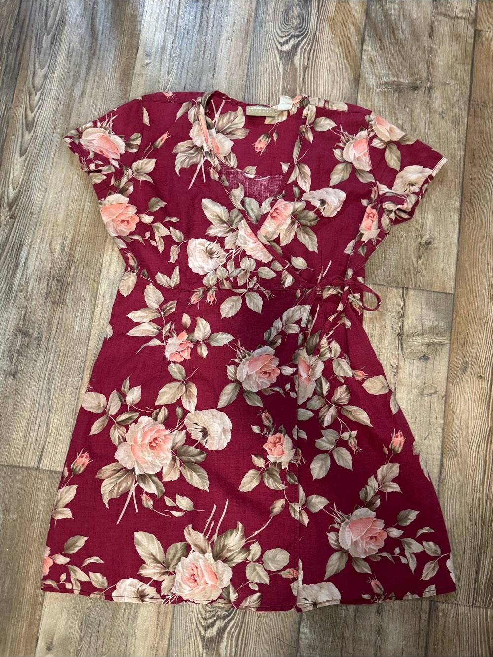 Liz Claiborne Burgundy Floral Wrap Mini Dress linen\cotton blend